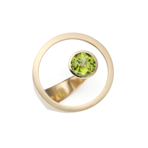 Angela Hübel Ring Schatzinsel mit Peridot 3128