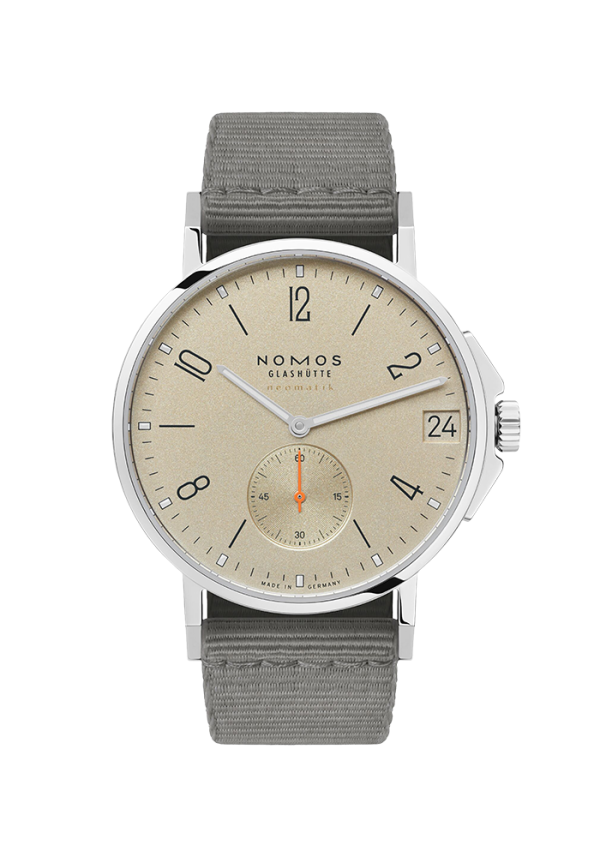 NOMOS Glashütte Ahoi Ahoi Neomatik 38 Datum Sand 517