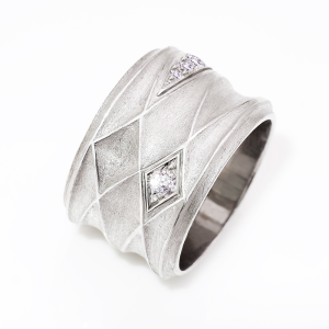 Maier & Beck Ring in Weißgold mit Diamanten